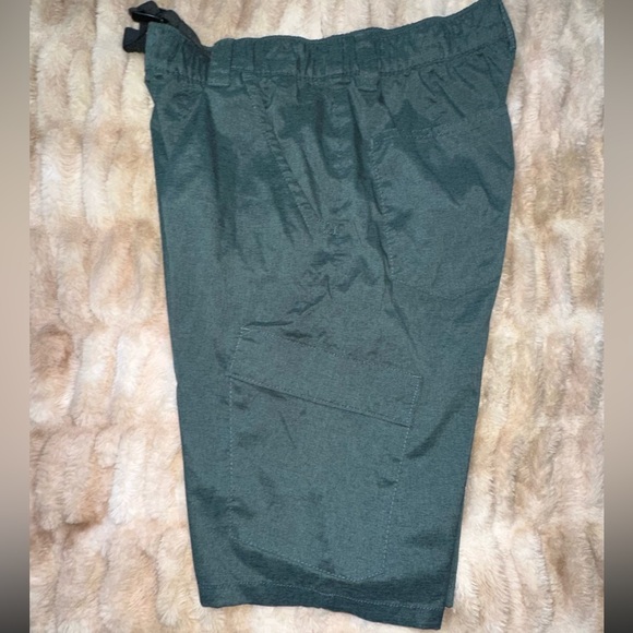 Wrangler Boys shorts. UPF 50. Size XL (14/16) - Picture 2 of 5